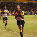 Lei do ex? Bruno Alves destaca força do adversário e mira quebra de tabu