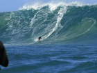 Ciclone forma ondas gigantes em SC e reúne elite do surfe no maior campeonato do Brasil