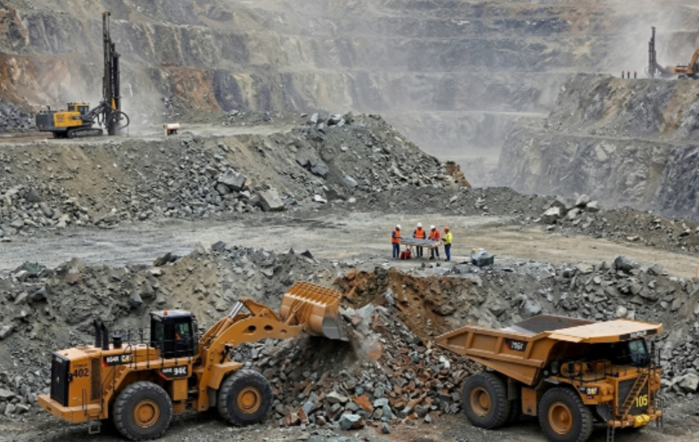 Minerais estratégicos atraem bilhões e colocam terras raras no centro dos investimentos