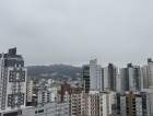 Semana começa com tempo instável e chuva isolada em Criciúma