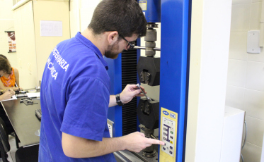 Especialização é opção para quem busca se destacar em uma área específica