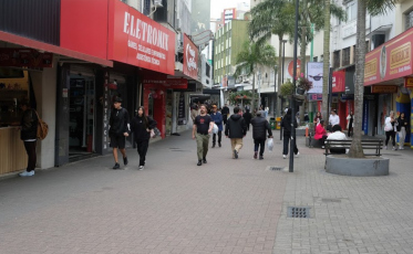 Sábado de compras e atrações do Tigre promete movimentar o centro de Criciúma