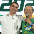 Jorginho Mello oficializa candidatura à reeleição ao lado de Adriano Silva como vice