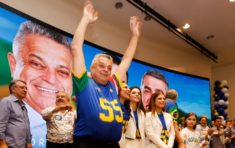 João Rodrigues é oficializado candidato ao Governo de SC com Chiodini de vice