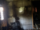 Incêndio atinge casa em Criciúma e ação dos bombeiros evita danos maiores 