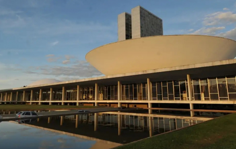 Congresso retoma os trabalhos com votações limitadas até outubro