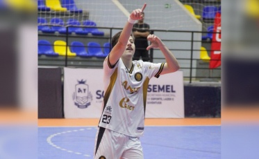 Criciúma Futsal vence no Mato Grosso, conquista primeira vitória e sobe no Brasileiro