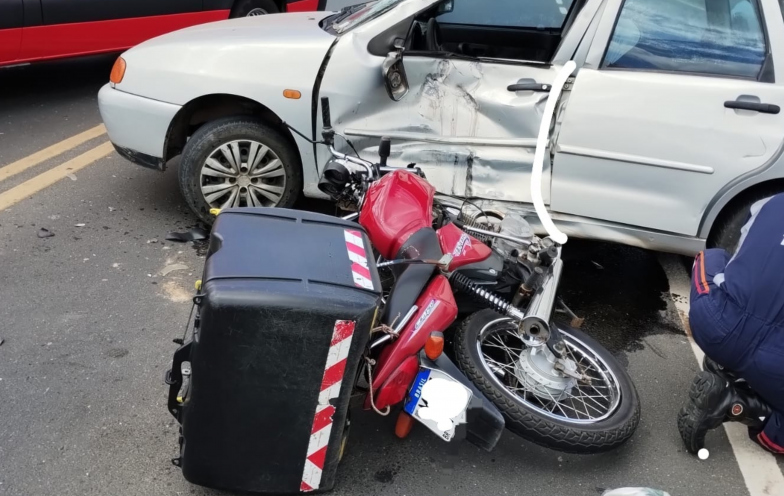 Acidente deixa motociclista gravemente ferido em Içara