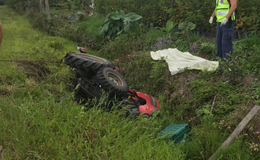 Idoso morre em acidente com trator