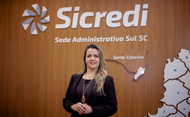 Pela primeira vez, mulher assume a vice-presidência da Sicredi Sul SC