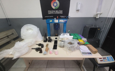 Quase 30kg de drogas são apreendidos em Criciúma