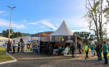 Grande Pinheirinho recebe ações do Gabinete Itinerante em Criciúma