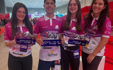Estudantes da escola SESI/SC vão representar o Brasil no mundial de robótica