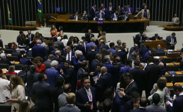 Câmara aprova isenção do IR para quem ganha até R$ 5 mil