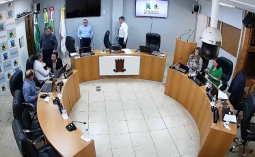 [Áudio] Vereador Luan Varnier não comparece à sessão de julgamento em Urussanga; acompanhe ao vivo