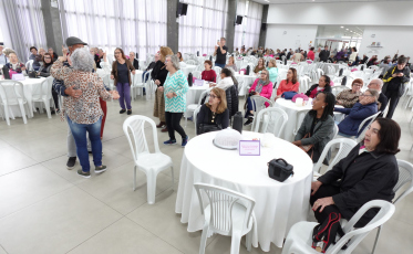Mais de 70 idosos recebem certificado em curso de segurança digital