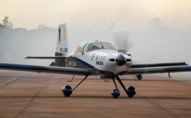 Esquadrilha Fox encerra celebrações do centenário de Criciúma com show aéreo