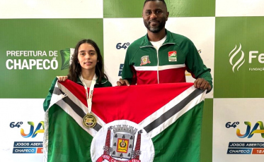 Clara Dias brilha no xadrez e rende novo ouro para Criciúma no Jasc