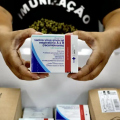 Brasil inicia imunização para reduzir bronquiolite por vírus sincicial respiratório