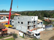 Detalhe da obra do prédio erguido em 60 dias que venceu o prêmio da ABCIC | Foto: BPM Pré-Moldados/Divulgação/4Oito