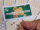 Prêmio da Mega-Sena acumula e chega a R$ 44 milhões neste sábado