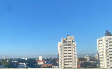 Domingo com calor intenso e tempo estável em Criciúma