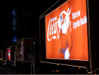 Caravana Iluminada da Coca-Cola encanta moradores em Criciúma