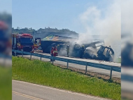 Ocorrência mobilizou bombeiros e PRF | Foto: Divulgação/4Oito