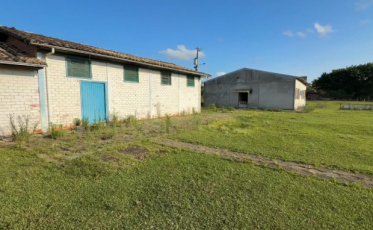 Sob protestos, vereadores aprovam compra de terreno para Central do Recomeço em Criciúma