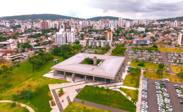 Prefeitura de Criciúma antecipa salários e injeta R$ 37 milhões na economia 