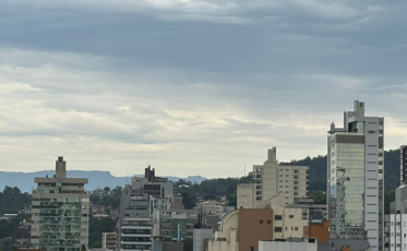 [Áudio] Dia quente com máxima de 35ºC