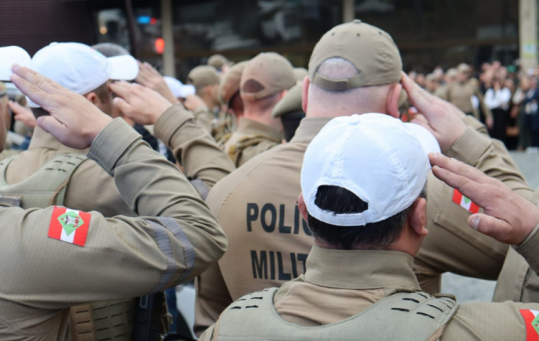 Quer entrar para PMSC? Concurso oferece sálarios acima de R$ 9 mil