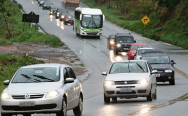 Como não levar multa com a regra do farol nas rodovias