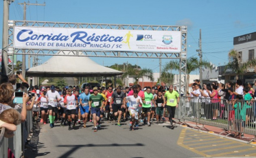 Corrida Rústica reúne 300 atletas