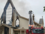 Um incêndio destruiu a Igreja Matriz de Treze de Maio, no Sul de Santa Catarina | Foto: CBM/4oito