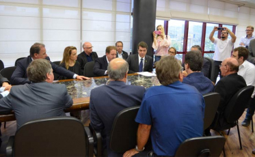 “O que traz desenvolvimento para a região é a pavimentação asfáltica”