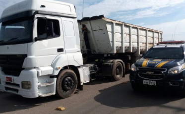 Quase 20 toneladas de peso excedente em carreta