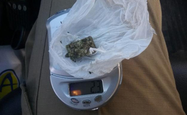 Polícia apreende drogas no centro de Araranguá