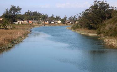Ações humanas influenciam nas águas de rios e mares