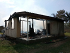Casa é destruída em incêndio em Turvo
