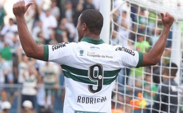 Cavalo demonstra respeito ao Coritiba