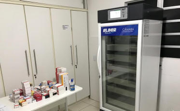 Nova Veneza adquire câmara para conservação de medicamentos