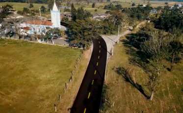 Empresa de Içara fará obras de pavimentação em Maracajá