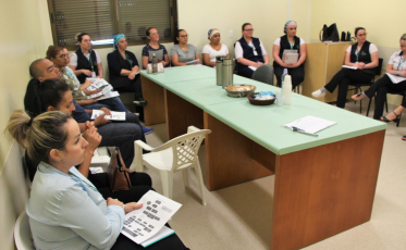 Entrega voluntária de bebês para adoção é tema de reunião
