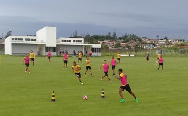 Criciúma realiza jogo-treino contra time não profissional