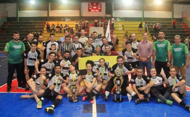 Gato Preto/Morretes e Craques da Bola são campeões do futsal de Maracajá