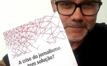 Rogério Christofoletti cita os perigos da agenda anti-jornalista