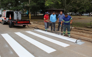 Sinalização viária de Içara será destacada com aquisição de máquina