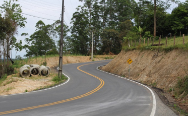 Asfalto na Rodovia dos Imigrantes é entregue em Urussanga