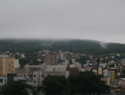Segunda-feira de tempo nublado e chuva fraca